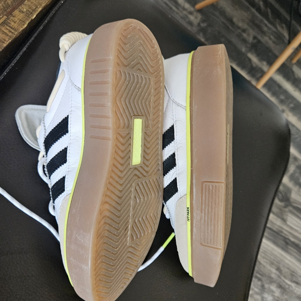 Adidas Ivy Park shoes size 6.5US